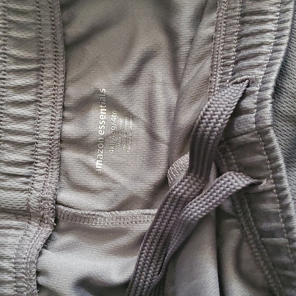 NWOT Mens Mesh Shorts sz 4X - Picture 2 of 2